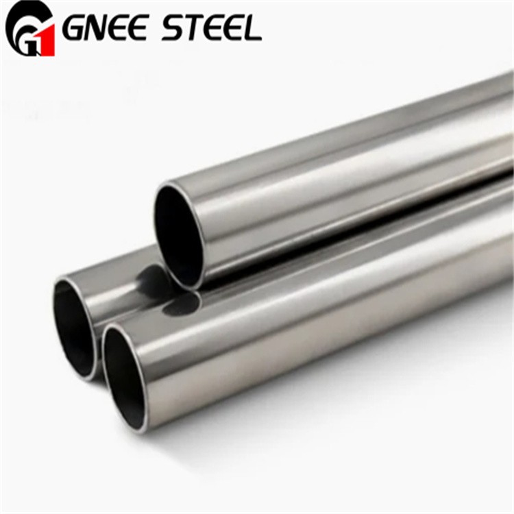825 Seamless Pipe